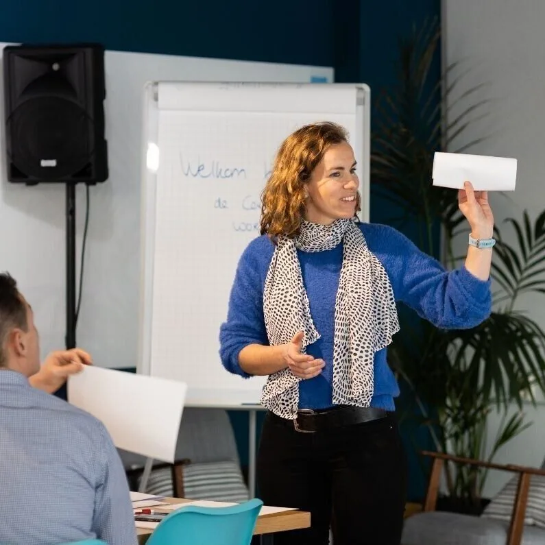 Behind the scenes of Yvon Golbach facilitating a training programme